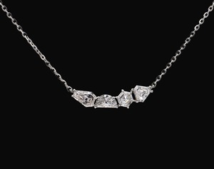Collier en forme d'émeraude pour femme Muiti en or jaune 10k 14k 18k DEF VS Loose Lab Grown Diamond Necklace - Product Image 3