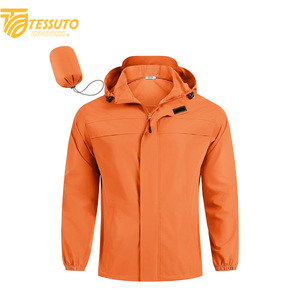 Venta al por mayor de alta calidad ligero de los hombres cortavientos chaqueta Softshell chaqueta transpirable deporte al aire libre cortavientos chaquetas de montaña - Product Image 1