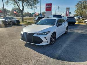 2019 Toyota Avalon XSE FWD with Leather Seats Aluminum Roof Rack R17 Tires Rear <b>Camera</b> LHD Gasoline Engine - Product Image 3