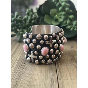 Fashion Cuff <b>Bracelet</b>-Chimney Butte Pink Conch Shell & Sterling <b>Silver</b> - Product Image 4
