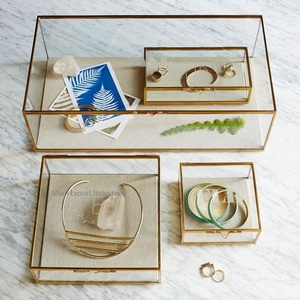 Joyero Rectangular de Latón y Vidrio, Caja de Exhibición Decorativa Chapada en Oro, Anillo, Pendiente, Caja de Almacenamiento de Joyas - Product Image 2