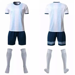 ชุดเสื้อฟุตบอลผ้าโพลีเอสเตอร์สวมใส่สบายชุด100% สีไล่ระดับสีชุดฟุตบอลโลโก้ - Product Image 5