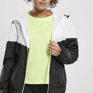 2025 Chaquetas deportivas personalizadas de alta calidad para mujer cortavientos impermeable con forro de nailon relleno de algodón transpirable de talla grande - Product Image 1