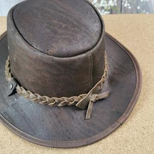 Chapeau en liège brun avec dentelle tressée naturelle - Product Image 3