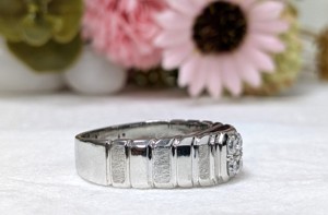 Anillo de Boda con Diamante Cultivado en Laboratorio de Corte Redondo de 0.35 Ct para Hombre, Anillo de Oro Blanco Sólido de 14K, Joyería de Diseño - Product Image 2