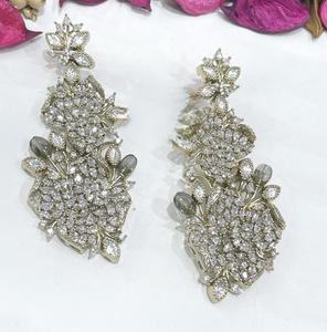 ต่างหูแบบดั้งเดิมประดับด้วยหิน ดีไซน์โดดเด่น คุณภาพเยี่ยม ชุบทอง สำหรับงานแต่งงาน คอลเลคชั่นสำหรับผู้หญิงและเด็กผู้หญิง - Product Image 2