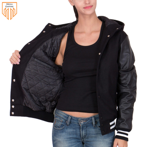 Todo negro lana cuero mujer transpirable impermeable a prueba de viento con capucha béisbol Varsity chaquetas personalizables al por mayor - Product Image 3