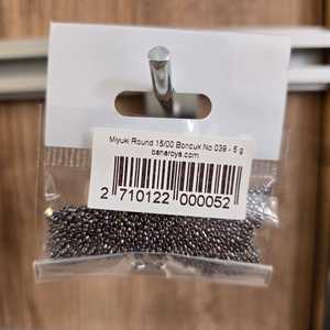 Miyuki 15/00 Cuentas redondas No. 039 Surtido de 5g - Product Image 1