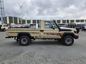 Offre exceptionnelle LandCruisers 79 GDJ79 Pick-up simple cabine 2.8L Turbo Diesel Automatique - Product Image 3