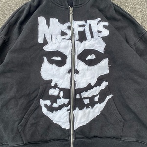 Sudaderas con capucha de gran tamaño para hombre de algodón 100% más vendidas Diseño de cremallera completa Bordado Sudaderas de invierno MOQ bajo Origen de Pakistán - Product Image 4
