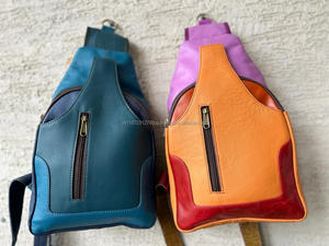 Nouveau Western élégant multi cuir recyclé couleur trapu unisexe bandoulière poitrine sac arc-en-ciel couleur fermeture éclair bandoulière avant sacs - Product Image 3