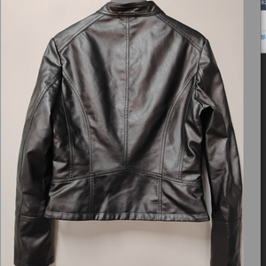 Chaqueta de Cuero Bomber para Hombre en Negro Brillante con Forro de Piel, Chaqueta de Cuero de Oveja Personalizada para Hombre, Chaqueta de Cuero Acolchada - Product Image 4