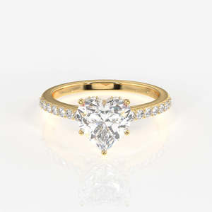 Bague en or 18 carats avec diamant Moissanite taille cœur et halo caché – Élégance et style pour les promesses - Product Image 1