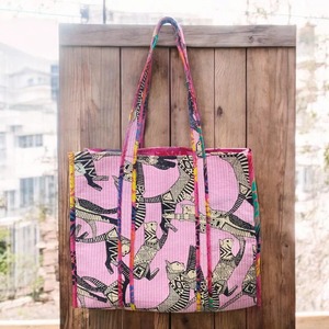 Handmade <b>Quilted</b> Cotton Women's Fashion <b>Tote</b> <b>Bag</b> Zipper Closure Inner Pockets Vintage Bohemian Design Lightweight Summer - Product Image 2