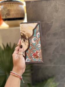 Western Style Cowhide Fur Leather Men's Long <b>Wallet</b> Hand Tooled Carving Hot Sale Fashion Stylish <b>Cash</b> Holder Gift for Him - Product Image 4