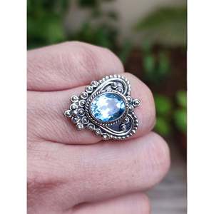 Anillo de Plata de Ley 925 Hecho a Mano con Topacio Azul en Forma de Corazón, Anillo de Promesa con Gema Ovalada Natural, Joyería de Regalo con Piedra de Nacimiento de Diciembre - Product Image 3