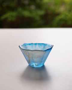 Decorative Glossy Resin Bowl with Unique Artistic Swirl Patterns for Vibrant Dining and Modern Tableware japanese - Product Image 4