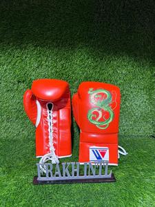 Fabrication sur mesure Ensemble de boxe gagnant avec logo personnalisé de qualité supérieure en cuir de vachette véritable Ensemble de combat gagnant à impression personnalisée - Product Image 3