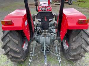 รถแทรกเตอร์แมสซีย์เฟอร์กูสัน240หลายกำลัง48แรงม้ามือสองพร้อมกระปุกเกียร์ - Product Image 4