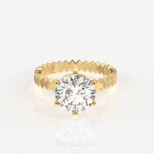 แหวนทอง 18K ประดับเพชรโมอิสซาไนต์ทรงกลม แหวนหมั้นโมอิสซาไนต์สุดหรู - Product Image 1
