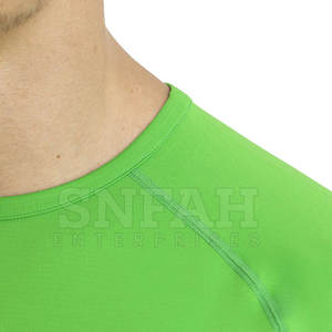 OEM 2024 personalizado Fitness gimnasio sin costuras transpirable camiseta para hombres patrón sólido logotipo personalizado 220g tela al por mayor - Product Image 4