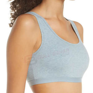 Soutien-gorge d'entraînement sans couture de style audacieux pour femmes Soutien-gorge de fitness à coupe parfaite avec bonnets rembourrés et logo avant pour la course à pied - Product Image 4
