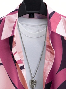 Ensemble de maillots de bain Somerset unisexe en noir imprimé géométrique Style Viral Beachwear Ensemble assorti pour tous Parfait pour une tenue décontractée - Product Image 3