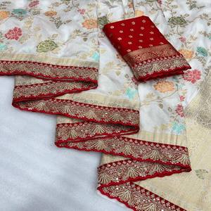 Sari de Seda Dola Pura VASTRA COTTAGE con Bordado Meenakari y Zari, Borde de Lentejuelas y Cordón, y Blusa en Contraste - Product Image 6