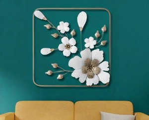 Art mural moderne à fleurs carrées en métal artisanal Décor floral pour salon chambre bureau mariage Produit suspendu très vendu - Product Image 3