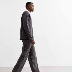 กางเกงยีนส์ผู้ชาย OEM สำหรับร้านค้าปลีกแฟชั่นระดับโลกที่กำลังมองหาการผลิตเครื่องแต่งกายแนวสตรีทและตัวเลือกการสร้างแบรนด์ตามสั่ง - Product Image 1