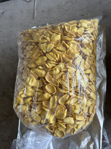 De savoureuses tranches de jacquier séchées croustillantes disponibles pour les commerçants internationaux, les supermarchés et les importateurs en vrac - Product Image 2