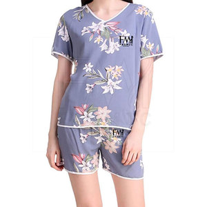 Nouveau Streetwear d'été pour femmes deux pièces vêtements décontractés Logo imprimé personnalisé court et T-Shirts avec survêtement à poches amples - Product Image 1