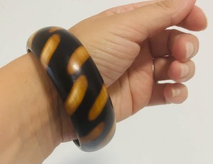 Brazaletes de Resina con Diseño Clásico y Flores, con Piedra de Ágata, para Mujeres y Niñas, Ecológicos, para Fiestas, Disponibles al por Mayor - Product Image 3