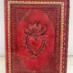 ... Красное и Золотое Пылающее сердце, итальянский цветочный кожаный дневник, импортный дизайн, высококачественный кожаный журнал для подарков