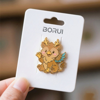 Pins de revers et badges en métal émaillé (dur et souple) avec carte de support, design amusant et mignon, personnalisables (anime, dessin animé), vente en gros