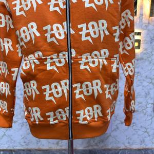Sudadera con capucha y cremallera estampada ZOR para hombre, estilo urbano, oversize, con patrón de letras naranjas, de poliéster tejido, ideal para otoño. - Product Image 3