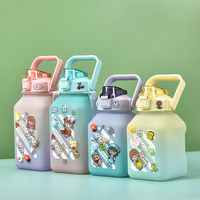 Bouteille d'eau Kawaii Bear avec paille Bouteille d'eau carrée portable en plastique pour fille