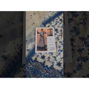 Ensemble de costume en tissu brodé de luxe pour femmes TC-1541 par Faiza Saqlain Jehona - Product Image 2