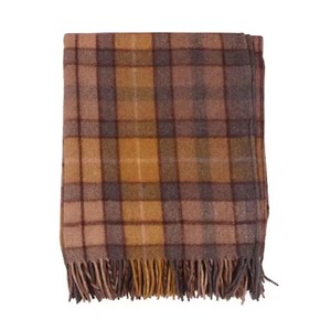 Manta natural Buchanan de lana de estilo lujoso Estilo patrimonial escocés, tiro suave y cómodo - Product Image 1
