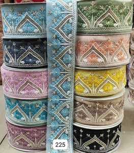 Tela de encaje bordado nupcial para hacer vestidos de novia Encaje bordado de estilo africano con piedras Colección de ropa de fiesta - Product Image 4