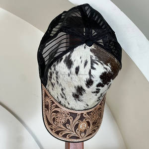 Proveedor Mayorista de Gorras de Cuero Vacuno Genuino Hechas a Mano con Diseño Floral en el Borde, Gorra de Béisbol con Cierre a Presión para Hombre y Mujer - Product Image 4