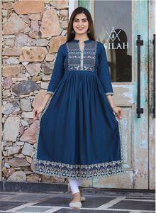 Maruti-Robe de soirée en rayonne indienne pakistanaise style Kurtis avec impression en feuille d'aluminium pour femme, tenue de mariage/traditionnelle grande taille - Product Image 4