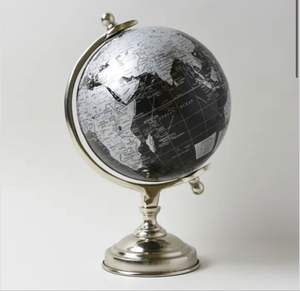 Globe décoratif moderne pour présentation sur table et aménagement intérieur contemporain de bureau à domicile - Product Image 3