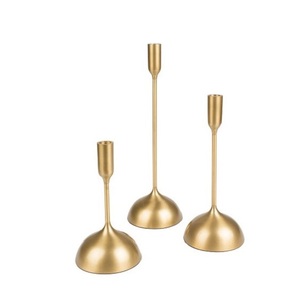 Pièce maîtresse décorative en laiton bougeoir conique en métal de vacances en fer forgé 3 chandelier support Vintage pour la maison et le cadeau - Product Image 5