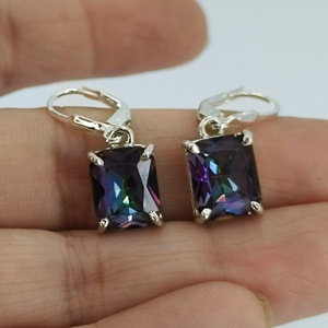 Boucles d'oreilles pendantes Aurora Mystic Topaz faites à la main en argent sterling 925 avec pierre précieuse octogonale, cadeau pierre de naissance de novembre dorée - Product Image 3