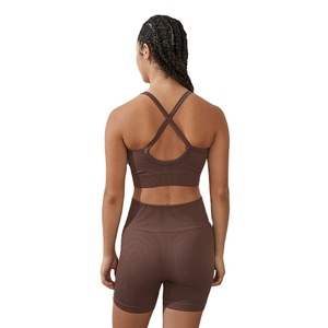 Ensembles d'entraînement d'été pour femmes personnalisés, courts et solides-Matériau côtelé extensible Vêtements d'entraînement de gymnastique - Product Image 4