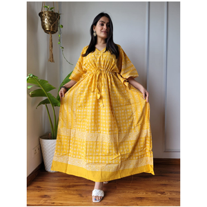 Vestido de caftán de algodón estampado con bloque de mano hecho a medida-Ropa de descanso Bohemia con cuello en V y cintura con cordón adecuado para clientes de boutique - Product Image 1