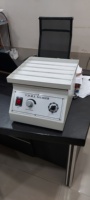 Coctelera VDRL de laboratorio basada en microprocesador Velocidad variable VDRL Rotator Shaking Machine Flask Shaker para equipos de prueba