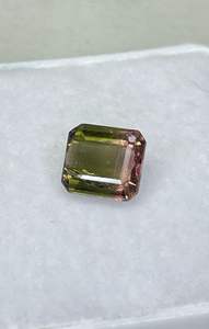 Pierre de tourmaline naturelle facettée, couleur bio, coupe octogonale, pierre précieuse avec couleur bio unique - Product Image 2