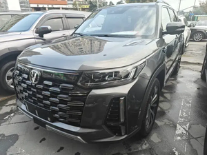 ChangAn CS95 2026 d'occasion en excellent état, automatique, conduite à gauche, intérieur cuir, pneus R21, toit ouvrant - Product Image 4